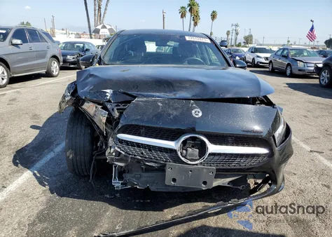 2021 Mercedes-Benz A 220 z USA, uszkodzony, nr VIN W1K3G4EB2MJ298776